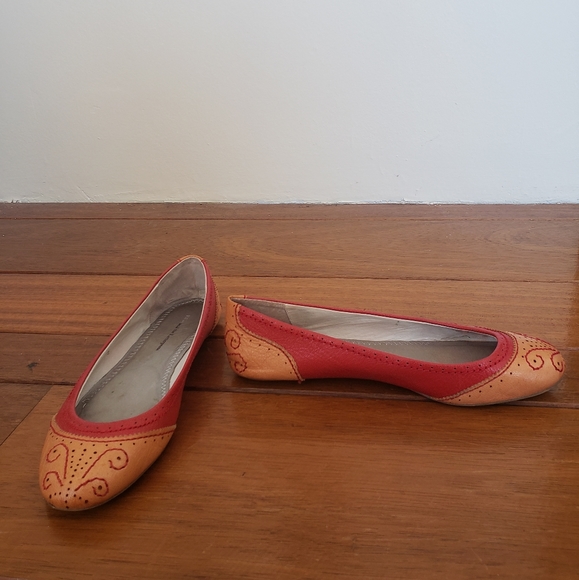 Anthro Pilcro Orange and Red Ballet Flats Size 7.5 - Picture 3 of 10